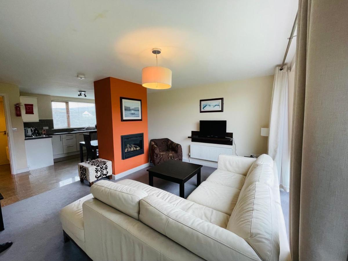 Burren Atlantic Hotel & Holiday Cottages Ballyvaughan Exteriör bild