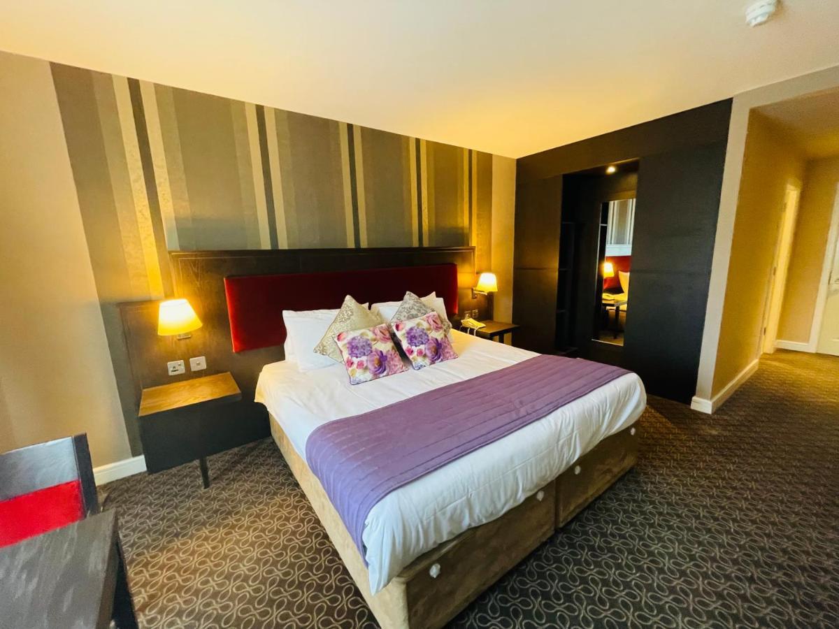 Burren Atlantic Hotel & Holiday Cottages Ballyvaughan Exteriör bild