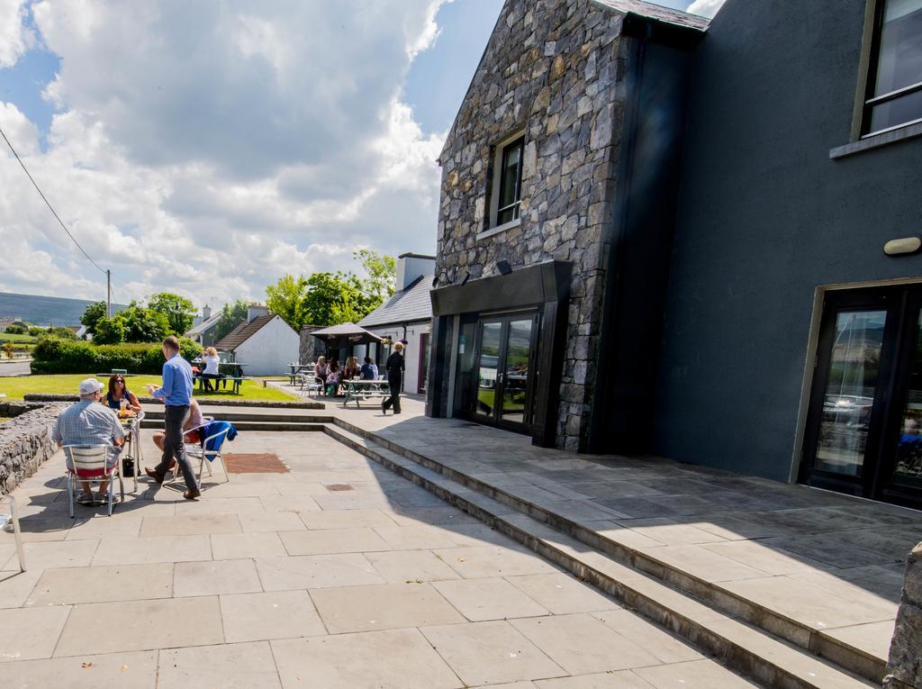 Burren Atlantic Hotel & Holiday Cottages Ballyvaughan Exteriör bild
