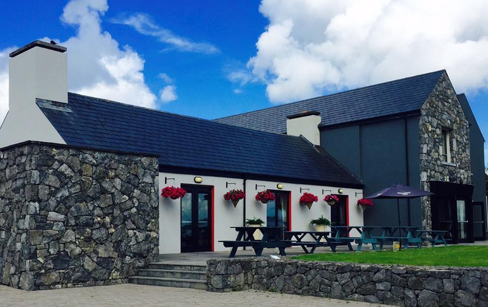 Burren Atlantic Hotel & Holiday Cottages Ballyvaughan Exteriör bild